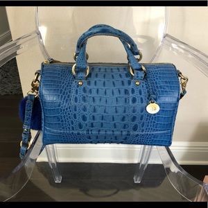 Blue Croc embossed Brahmin 🐊